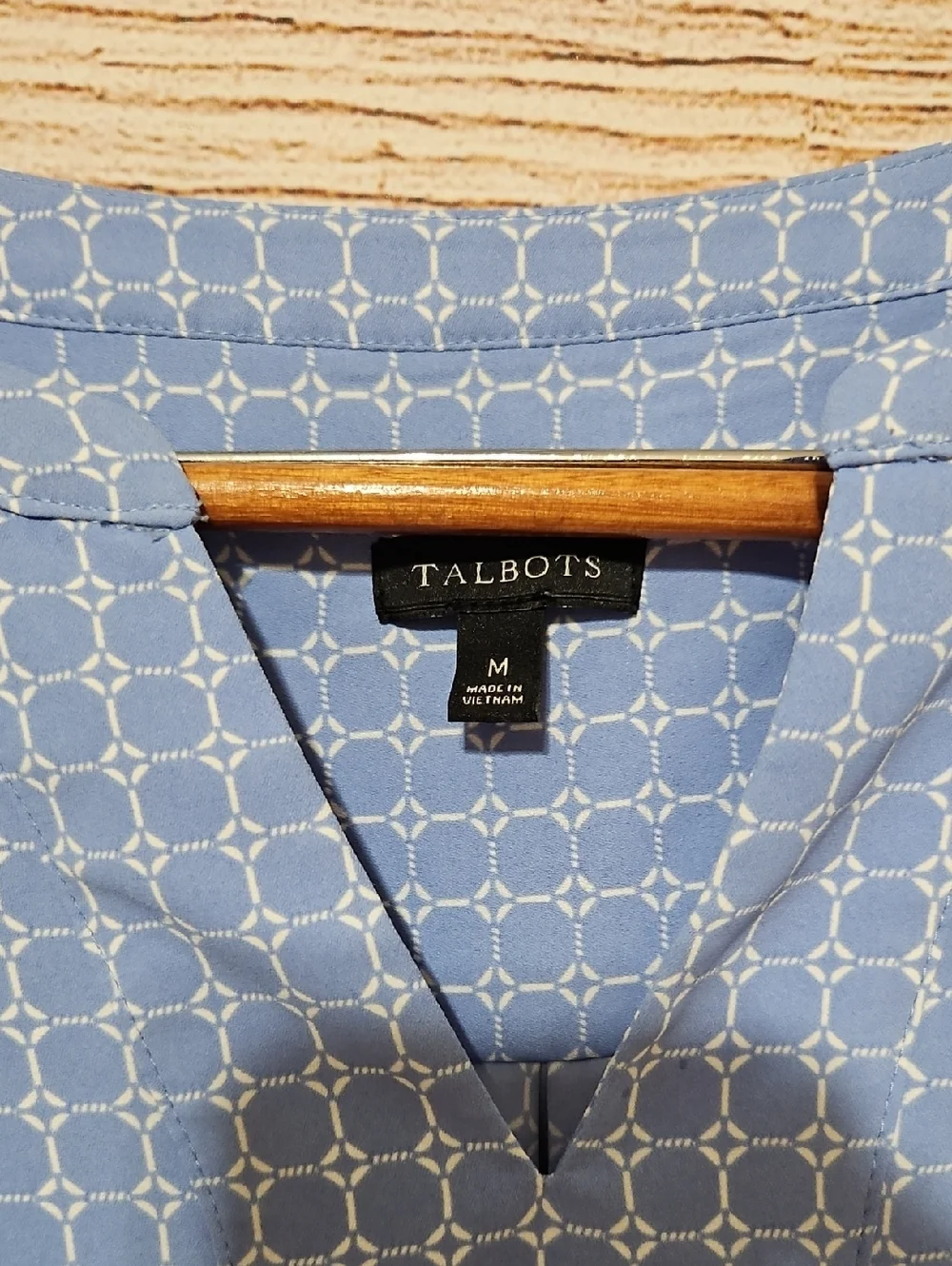 Talbots Light Blue Patterned V-Neck Short Sleeve Blouse Medium